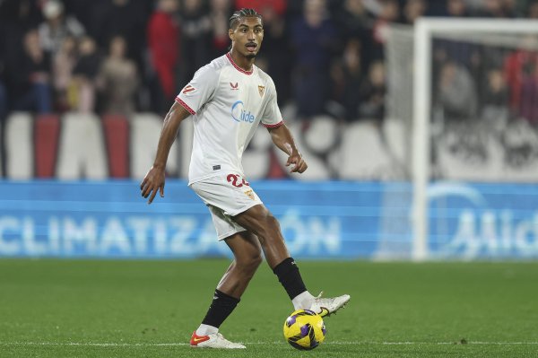 天诚配资 记者：伯恩茅斯3000万欧报价迪亚克特遭拒，考虑引进巴代